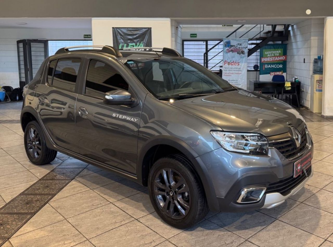 Renault Sandero Usado Financiado en Córdoba, deRuedas