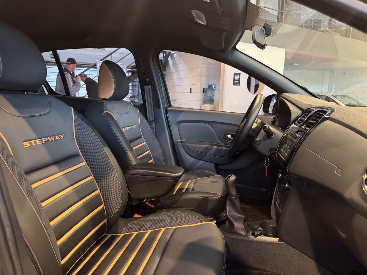 Renault Sandero Usado Financiado en Córdoba, deRuedas