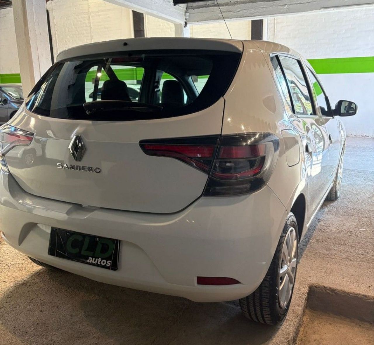 Renault Sandero Usado Financiado en Mendoza, deRuedas