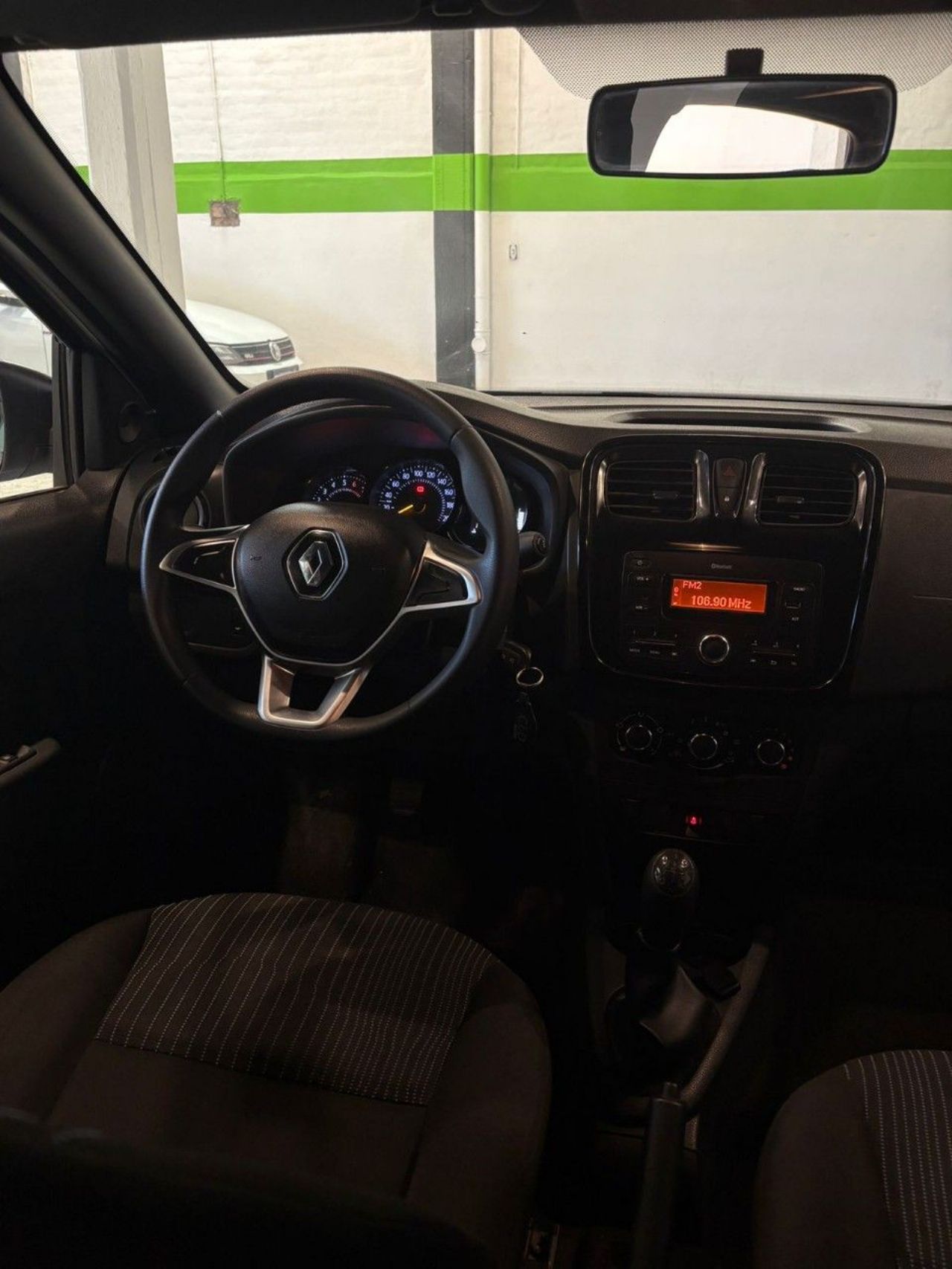 Renault Sandero Usado Financiado en Mendoza, deRuedas