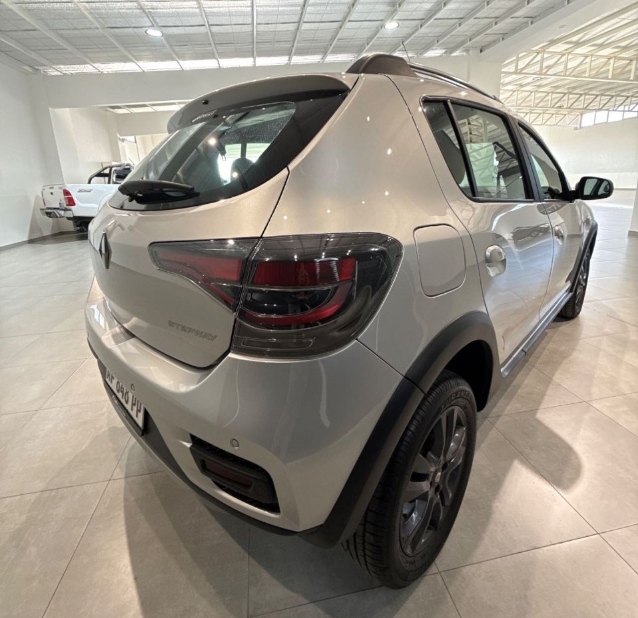 Renault Sandero Usado Financiado en Mendoza, deRuedas