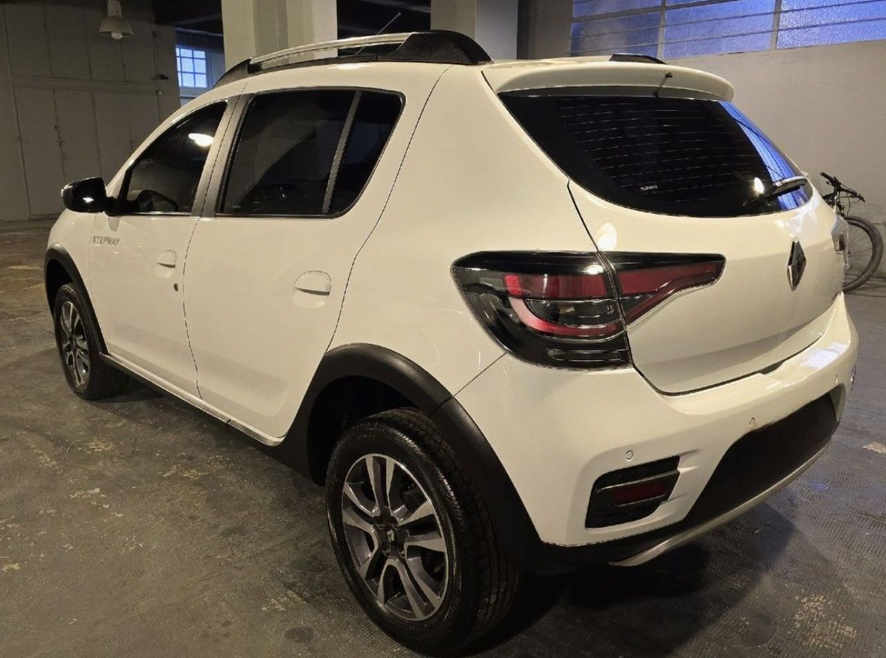 Renault Sandero Usado Financiado en Mendoza, deRuedas