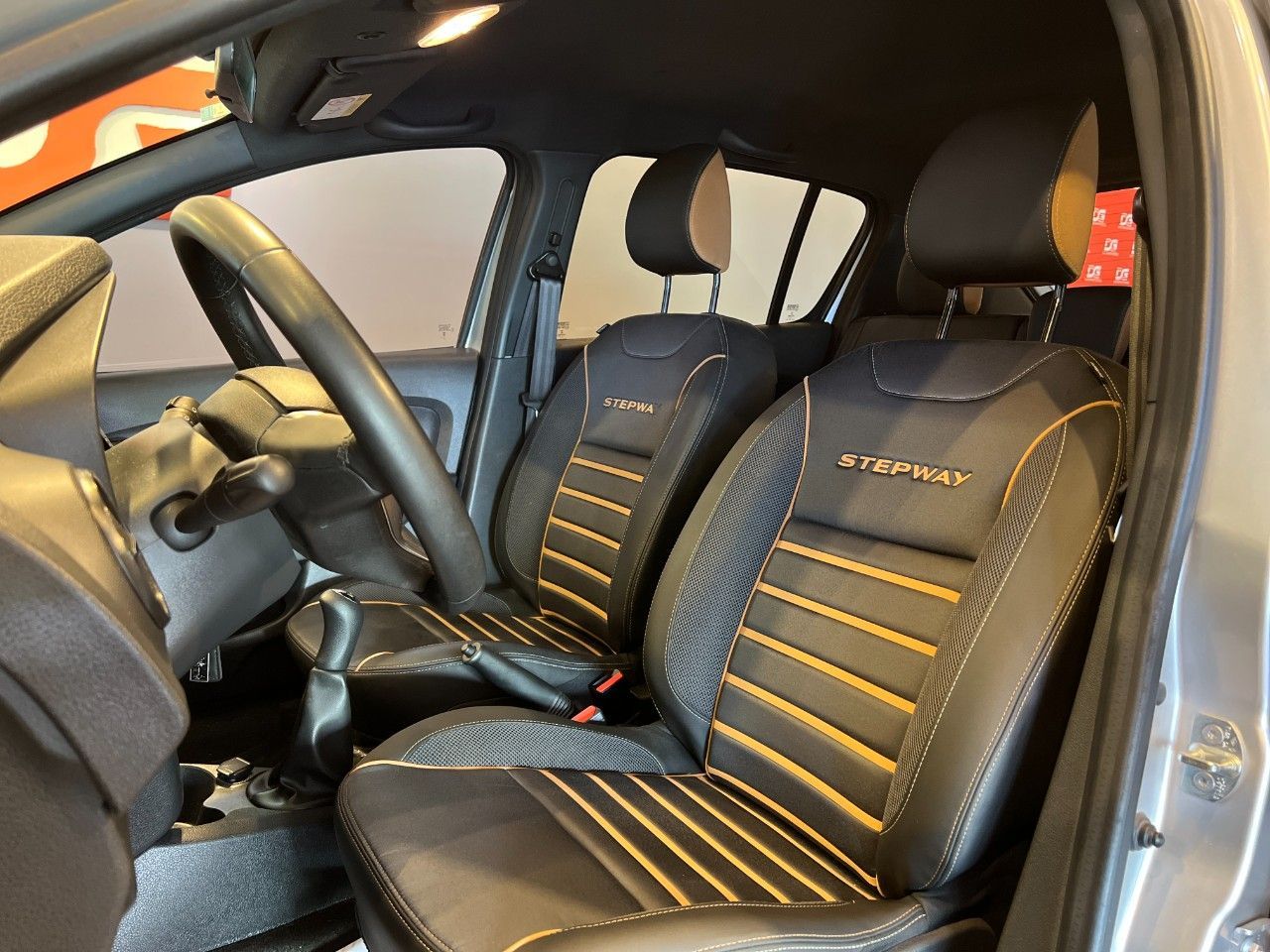 Renault Sandero Usado Financiado en Córdoba, deRuedas