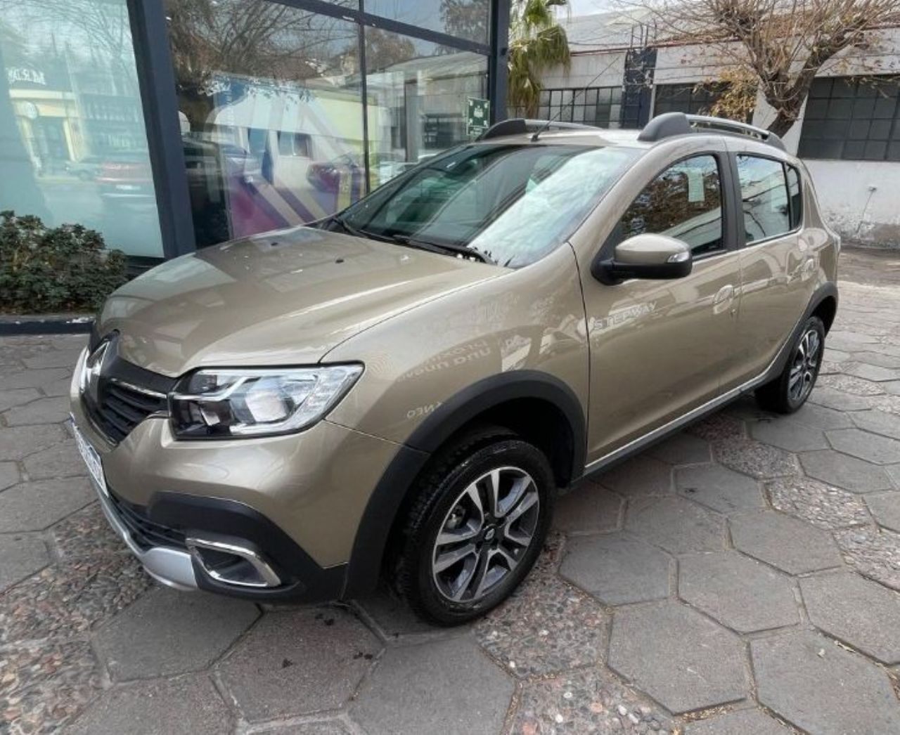 Renault Sandero Usado en Mendoza, deRuedas