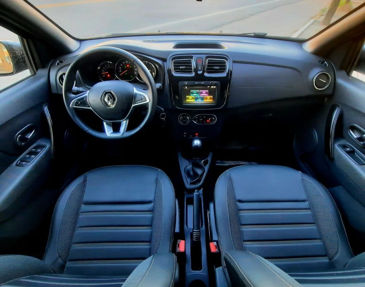 Renault Sandero Usado Financiado en Córdoba, deRuedas