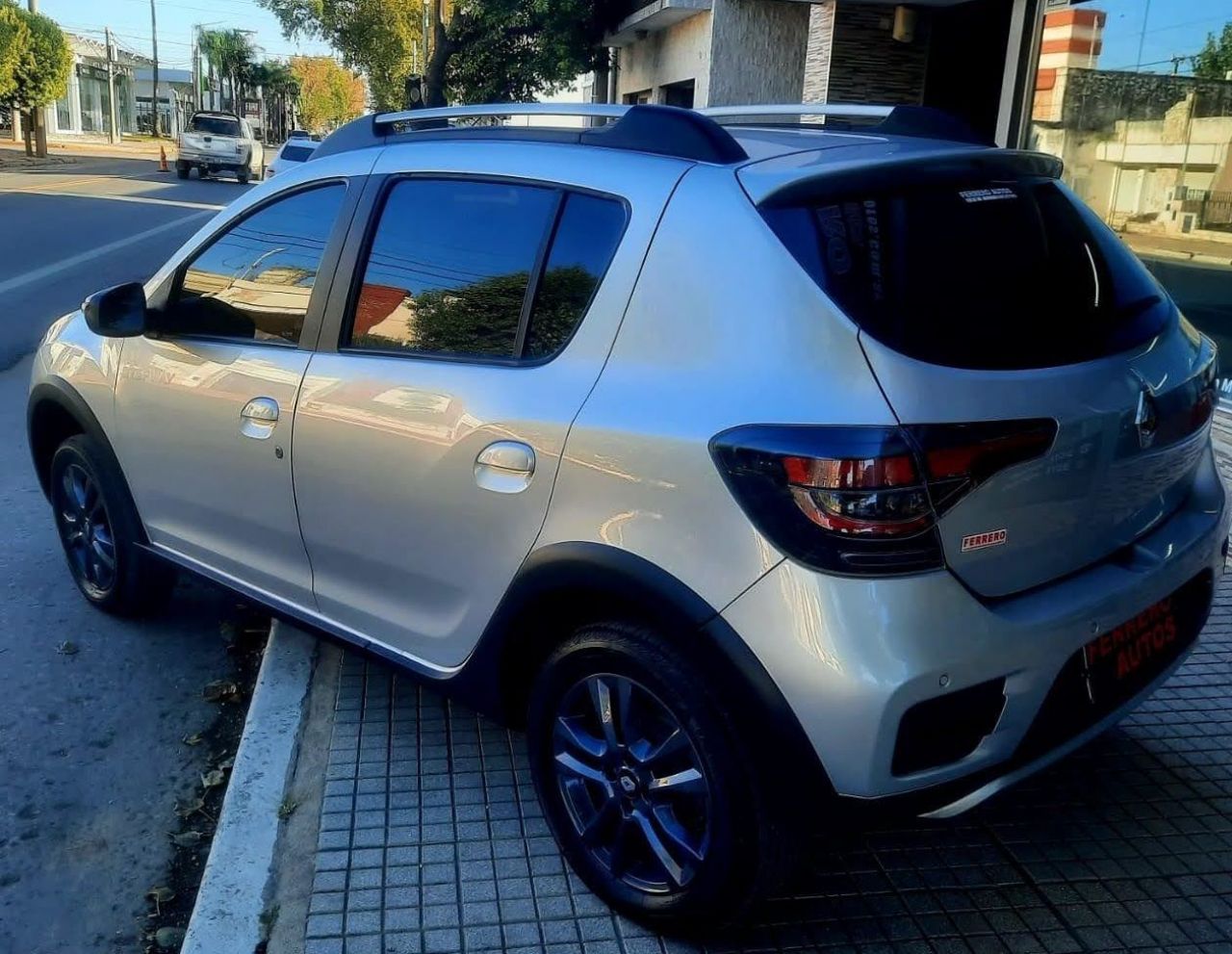 Renault Sandero Usado Financiado en Córdoba, deRuedas