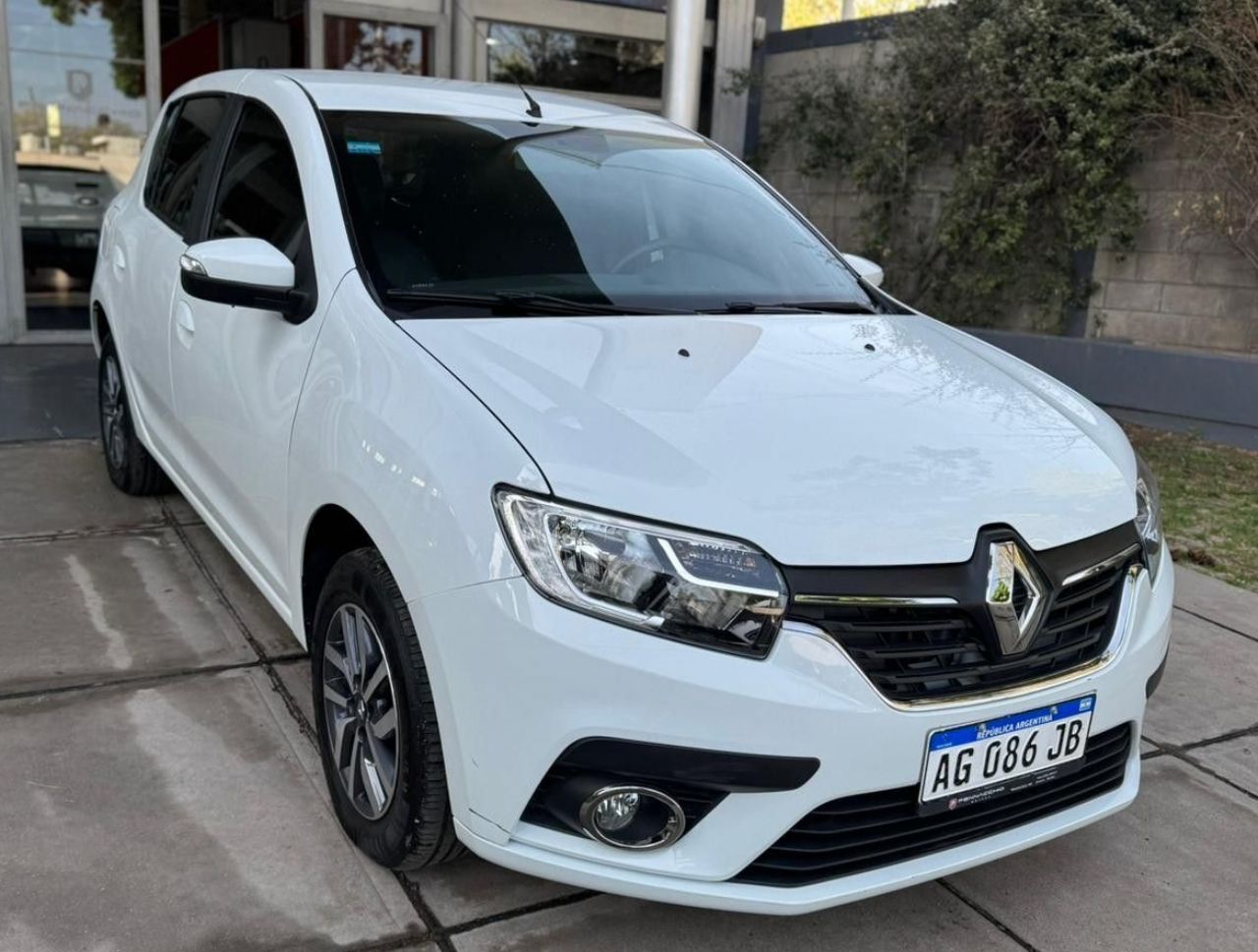 Renault Sandero Usado en Mendoza, deRuedas