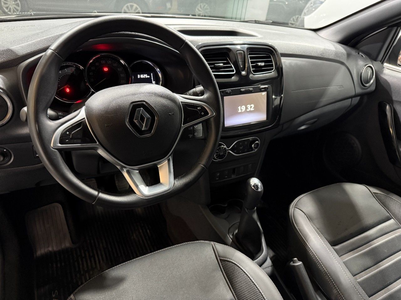 Renault Sandero Usado Financiado en Córdoba, deRuedas