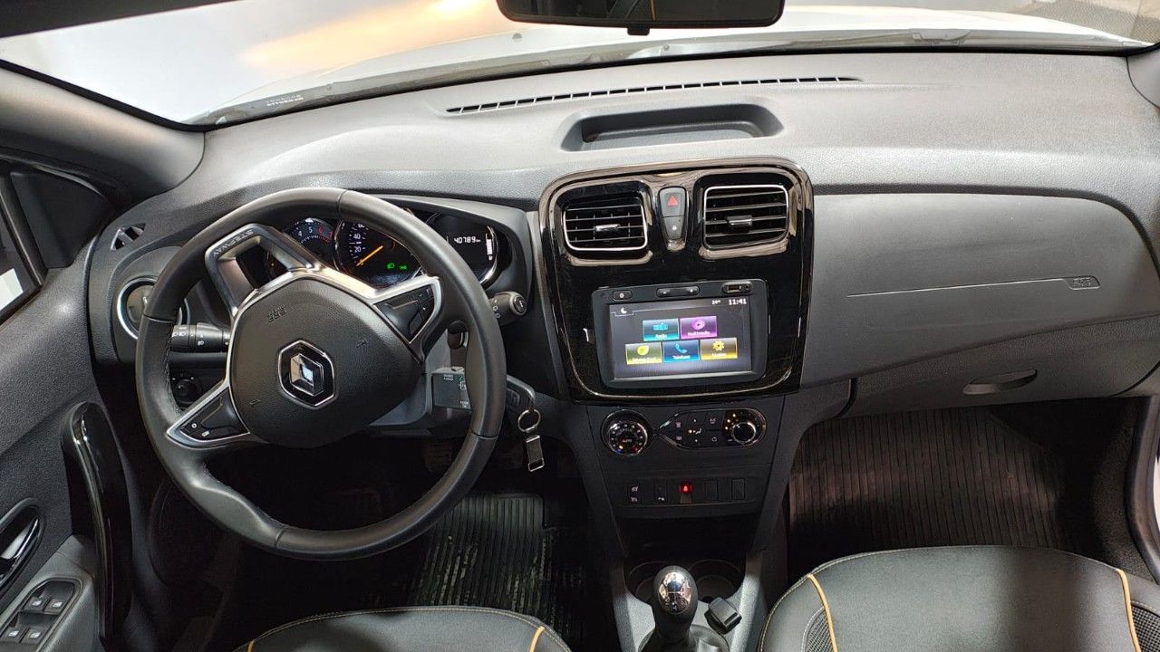 Renault Sandero Usado en Córdoba, deRuedas