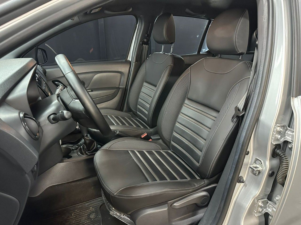 Renault Sandero Usado en Córdoba, deRuedas