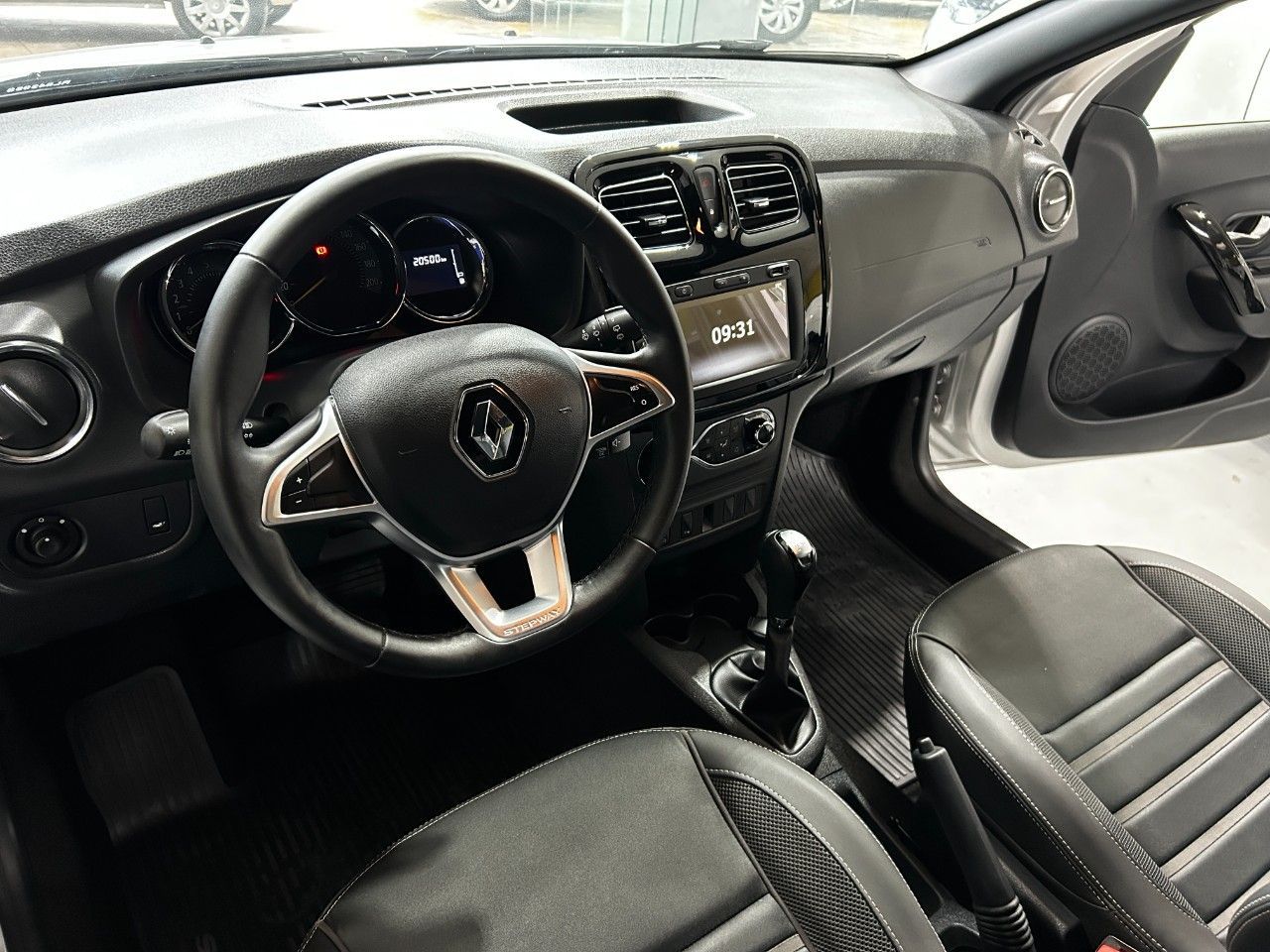 Renault Sandero Usado Financiado en Córdoba, deRuedas