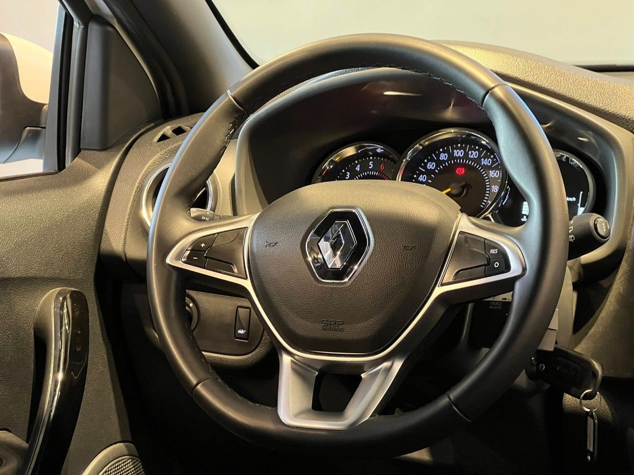 Renault Sandero Usado Financiado en Córdoba, deRuedas