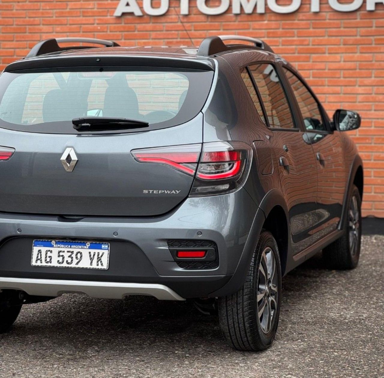 Renault Sandero Usado Financiado en Córdoba, deRuedas
