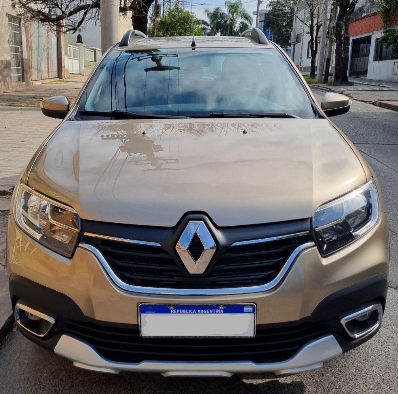 Renault Sandero Usado en Tucumán, deRuedas