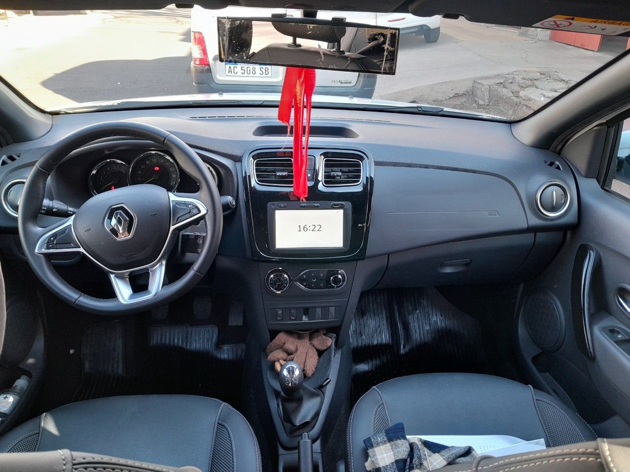 Renault Sandero Usado en Mendoza, deRuedas