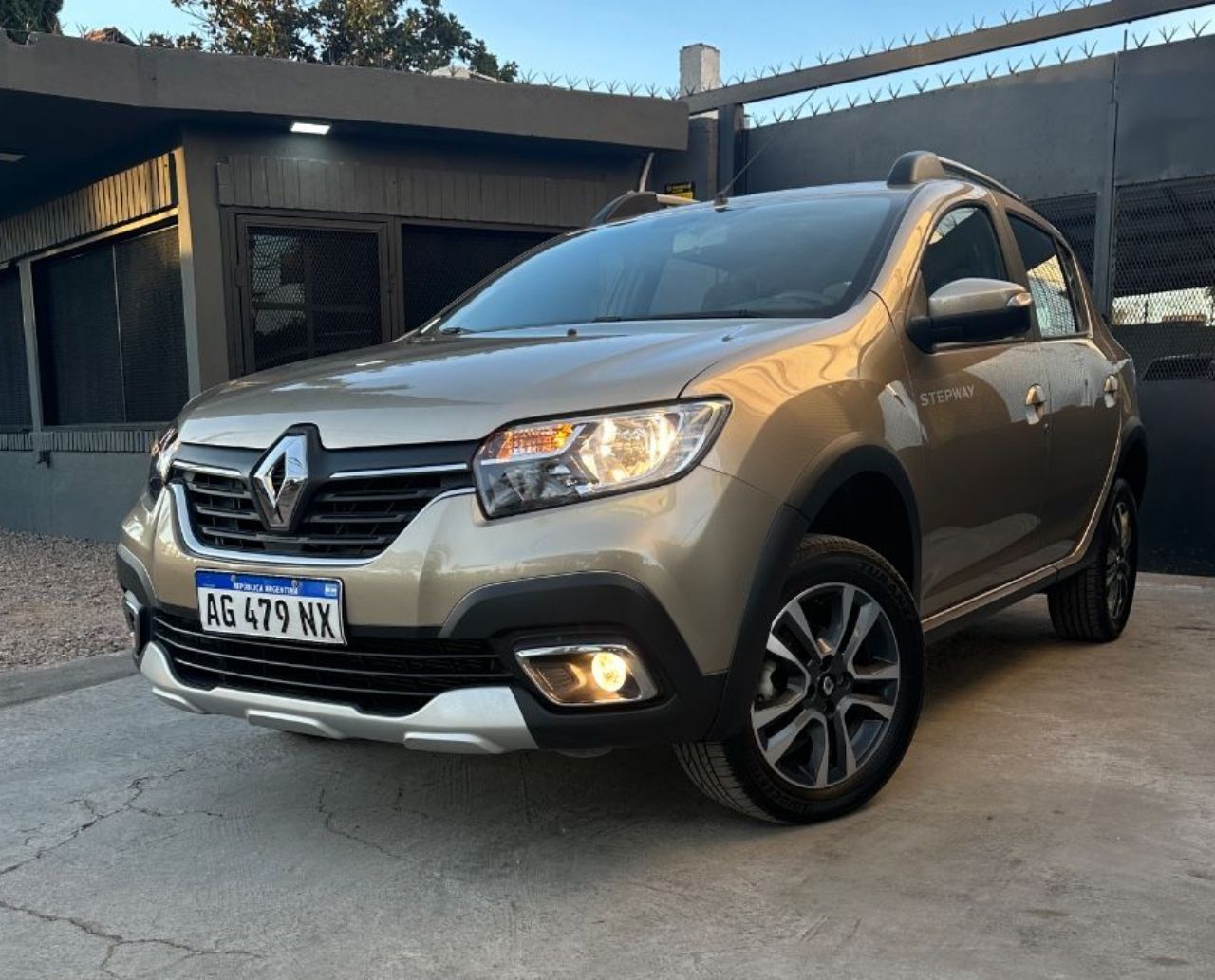 Renault Sandero Usado Financiado en Córdoba, deRuedas