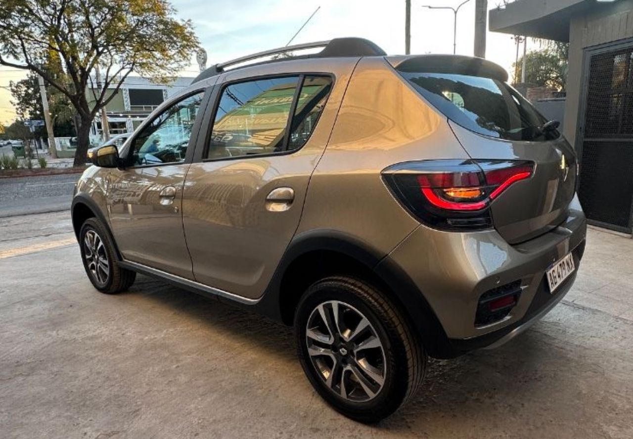Renault Sandero Usado Financiado en Córdoba, deRuedas