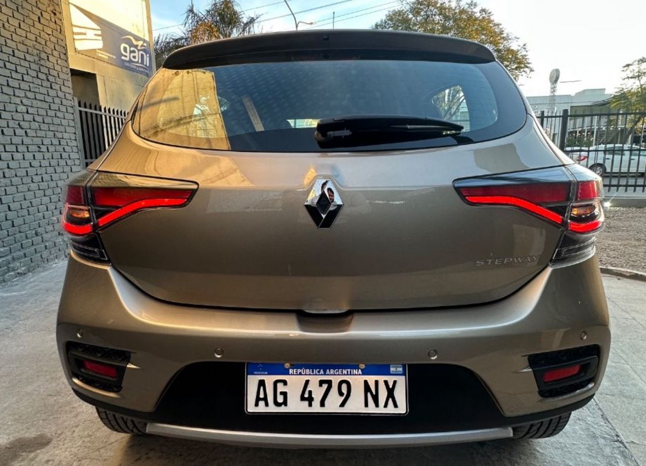Renault Sandero Usado Financiado en Córdoba, deRuedas