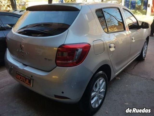 Renault Sandero II Usado en Mendoza, deRuedas