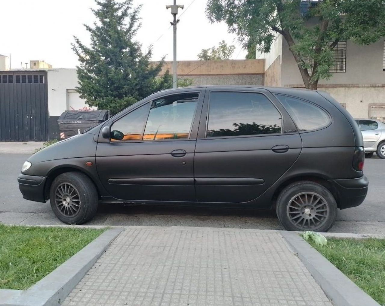 Renault Scenic Usado en Buenos Aires, deRuedas