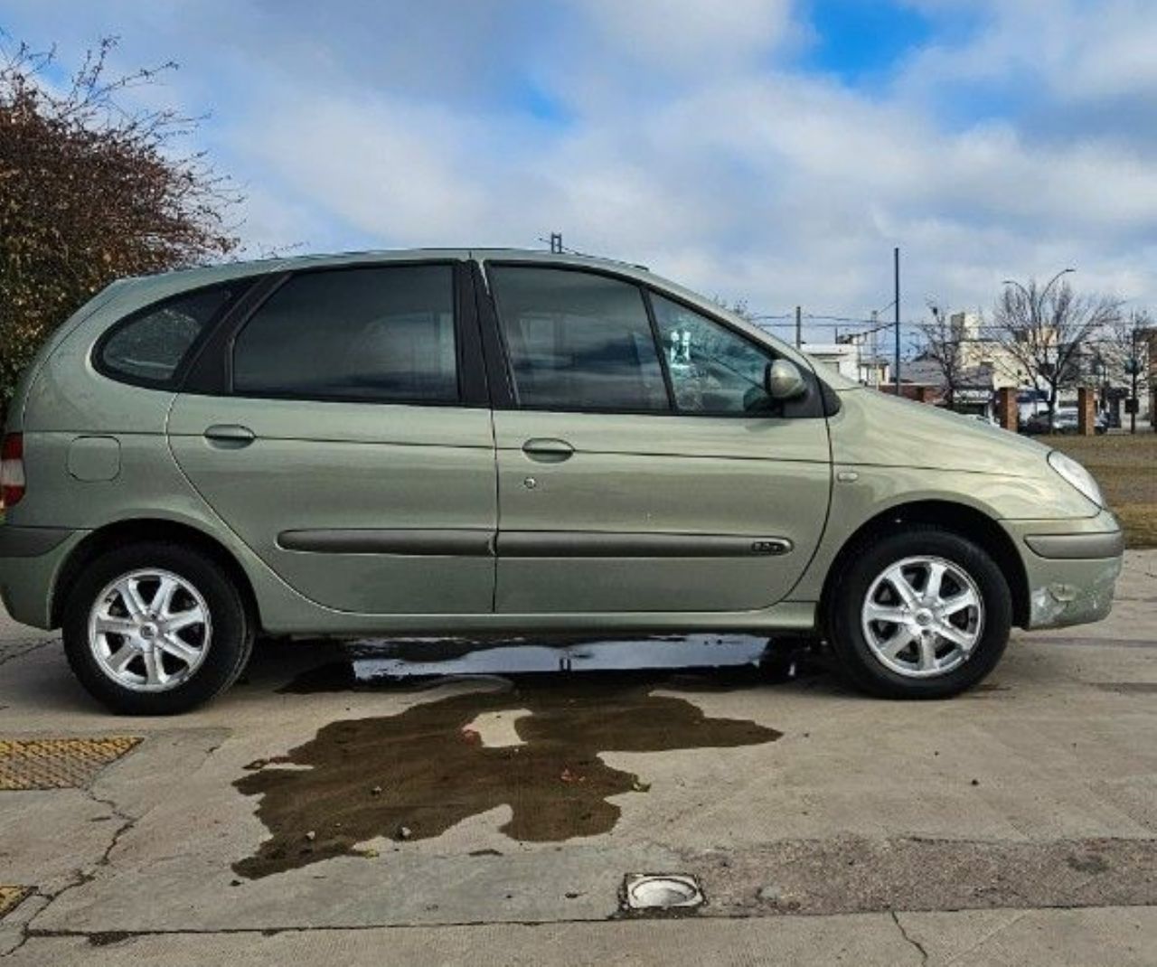 Renault Scenic Usado en Córdoba, deRuedas