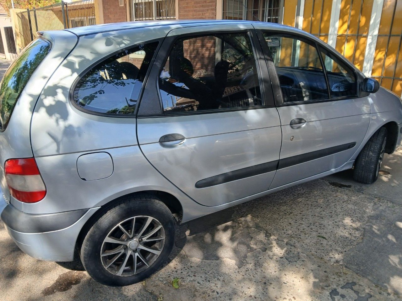 Renault Scenic Usado en Mendoza, deRuedas