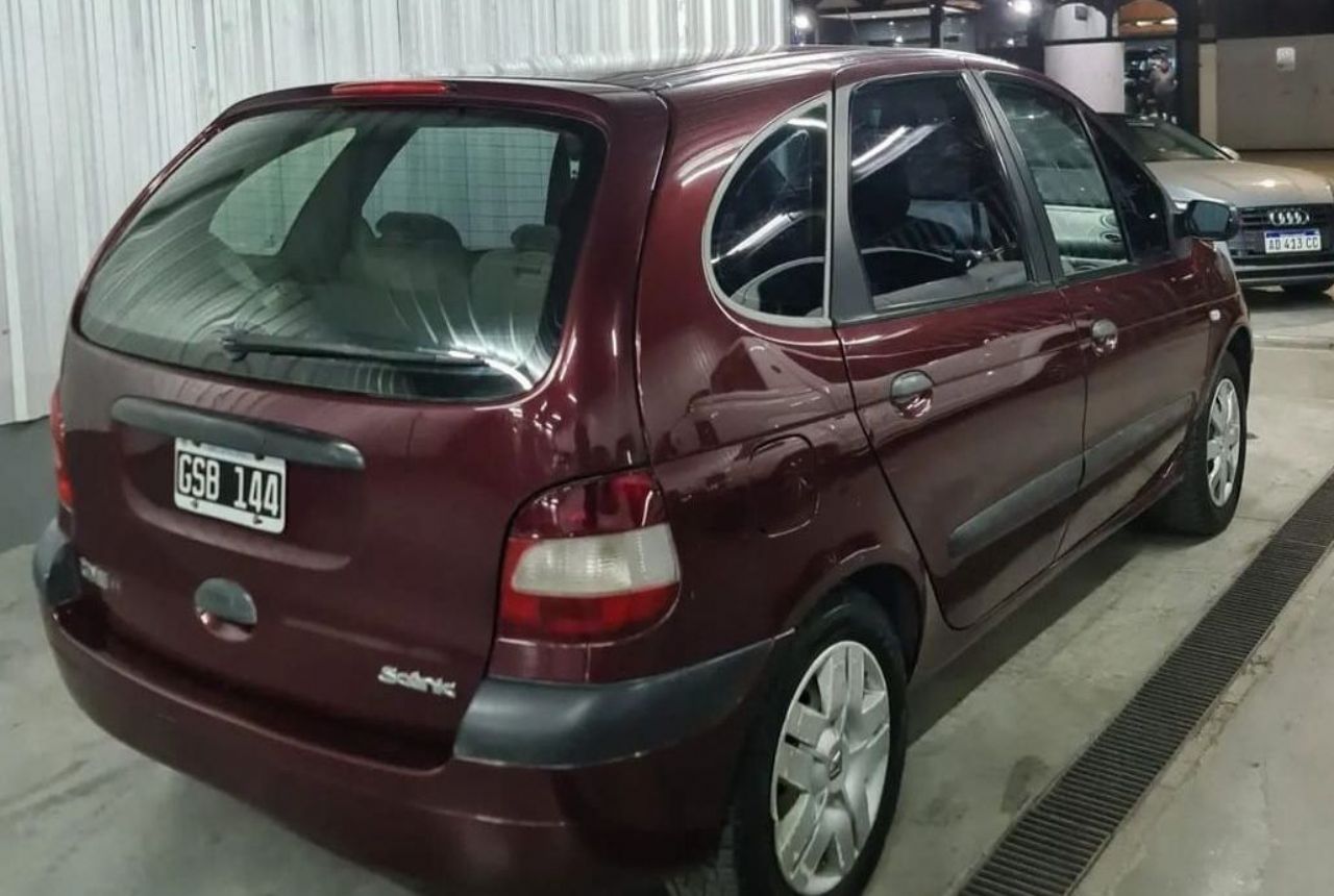 Renault Scenic Usado en San Juan, deRuedas