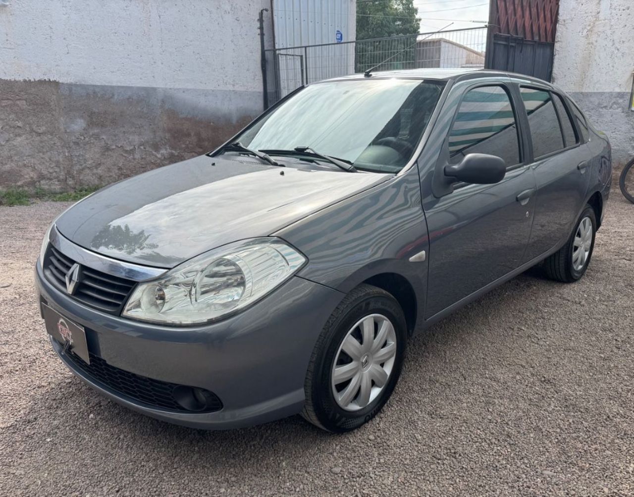 Renault Symbol Usado Financiado en Mendoza, deRuedas
