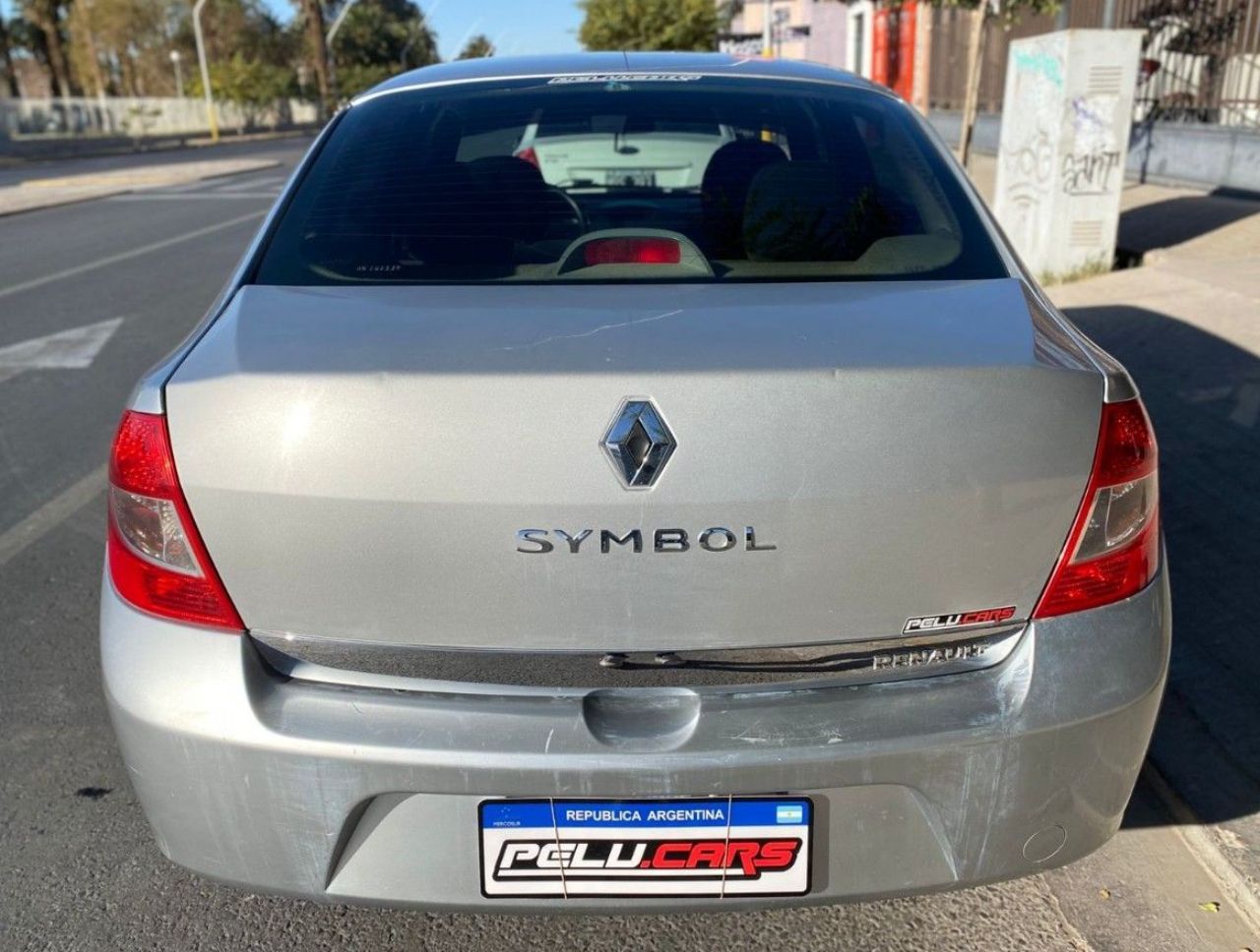 Renault Symbol Usado Financiado en San Juan, deRuedas
