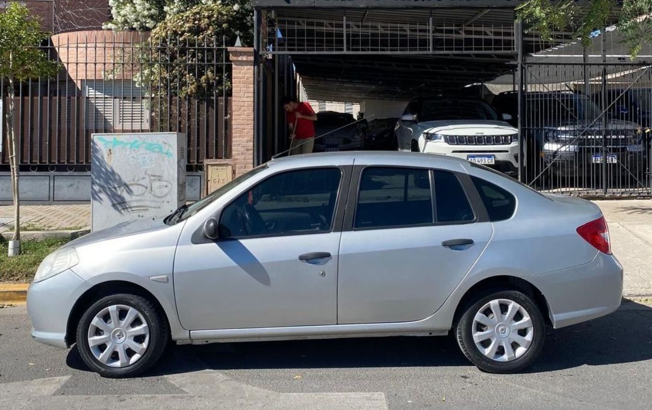 Renault Symbol Usado Financiado en San Juan, deRuedas