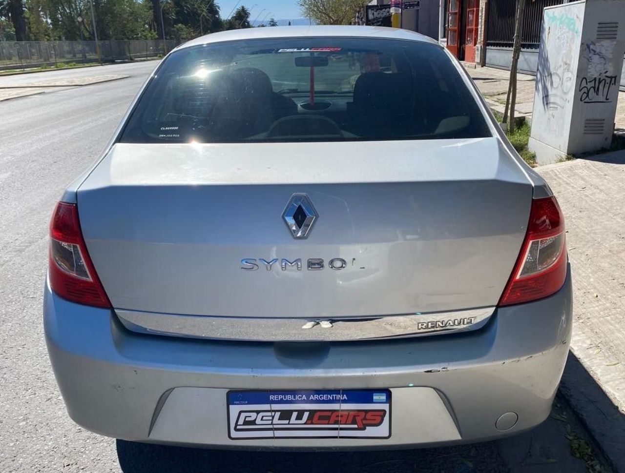 Renault Symbol Usado Financiado en San Juan, deRuedas