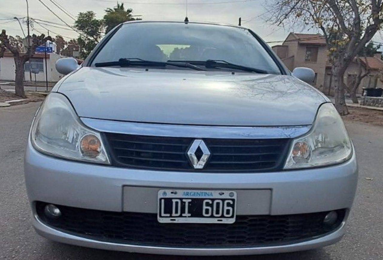 Renault Symbol Usado Financiado en Mendoza, deRuedas