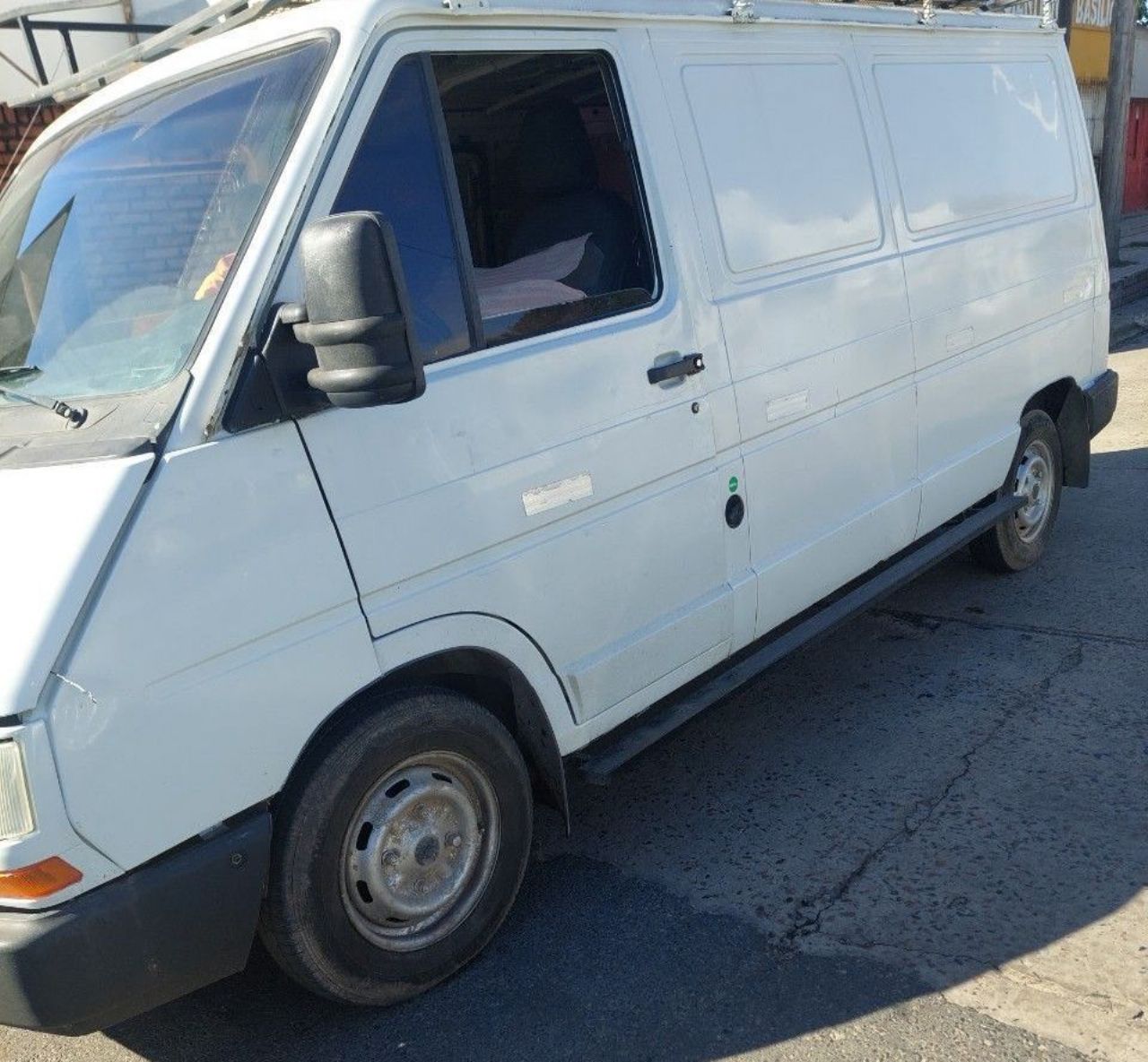 Renault Trafic Usada en Buenos Aires, deRuedas