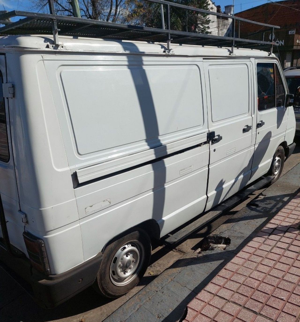 Renault Trafic Usada en Buenos Aires, deRuedas