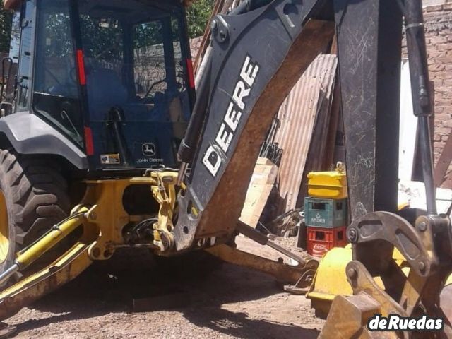 Retroexcavadora Jhon Deere Usado en Mendoza, deRuedas