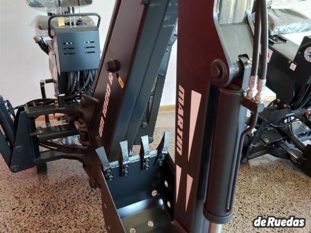 Retroexcavadora Omar Martin Nuevo en Mendoza, deRuedas