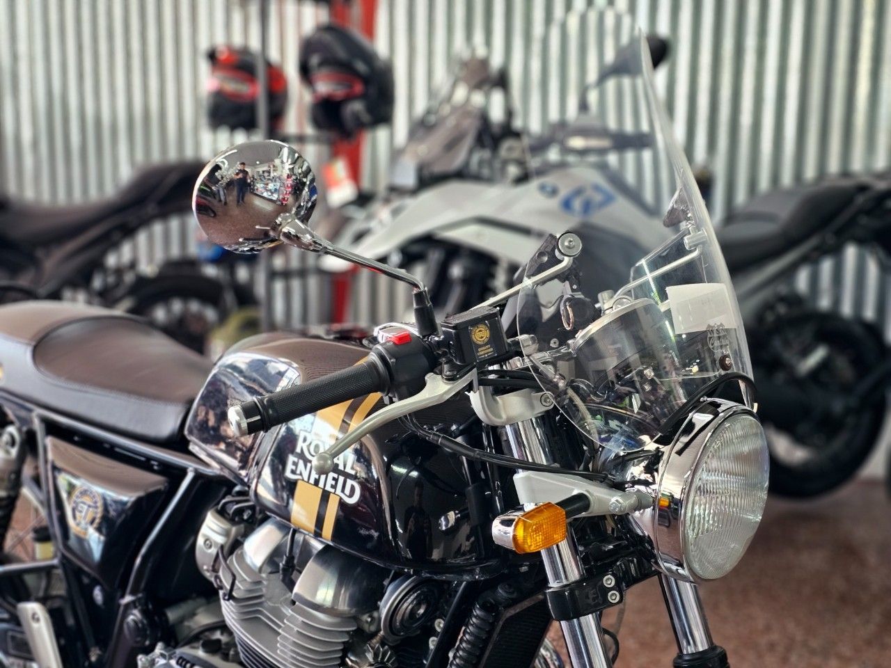 Royal Enfield Continental Usada Financiado en Mendoza, deRuedas