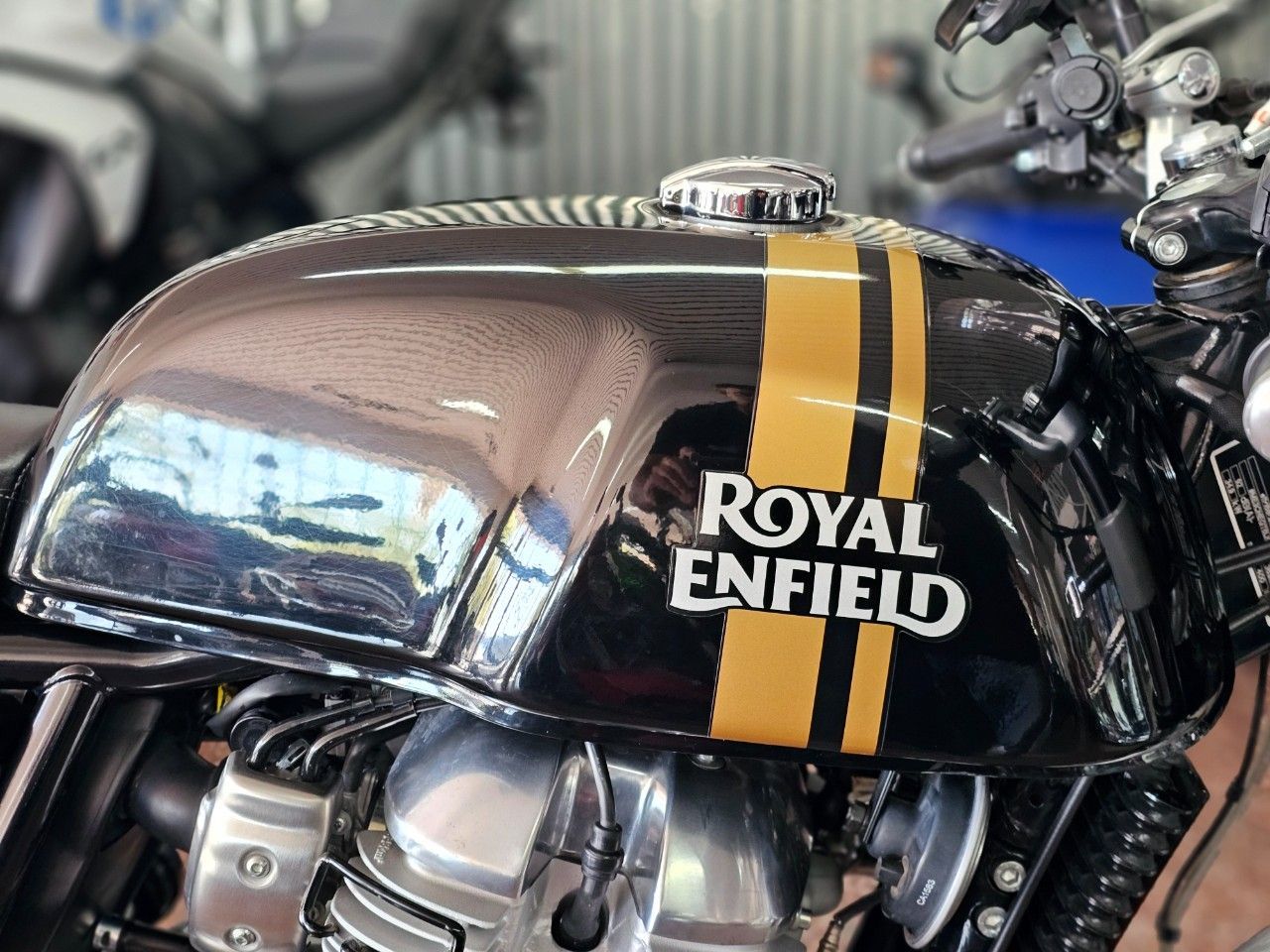 Royal Enfield Continental Usada Financiado en Mendoza, deRuedas