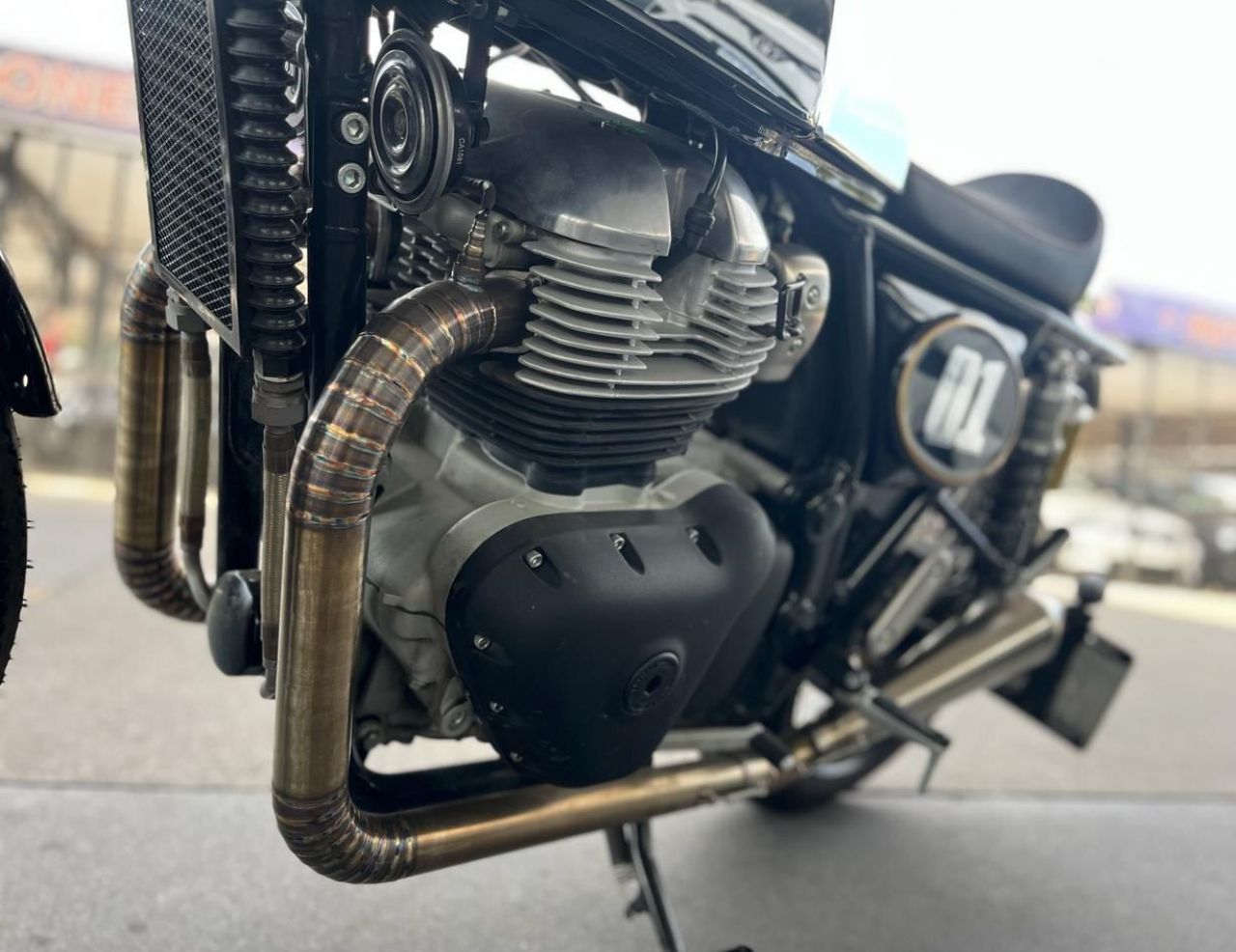Royal Enfield Continental Usada Financiado en Córdoba, deRuedas