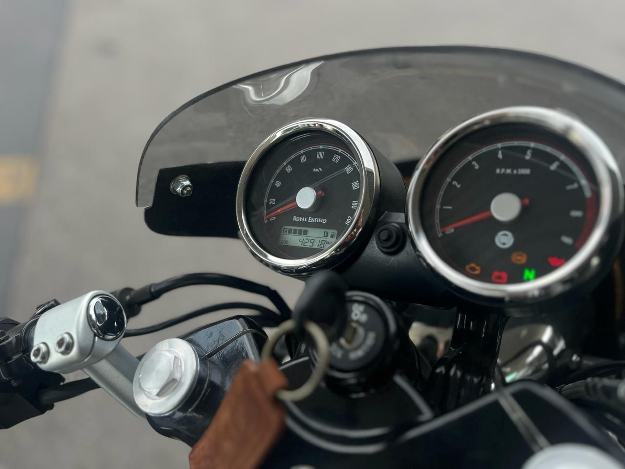 Royal Enfield Continental Usada Financiado en Córdoba, deRuedas