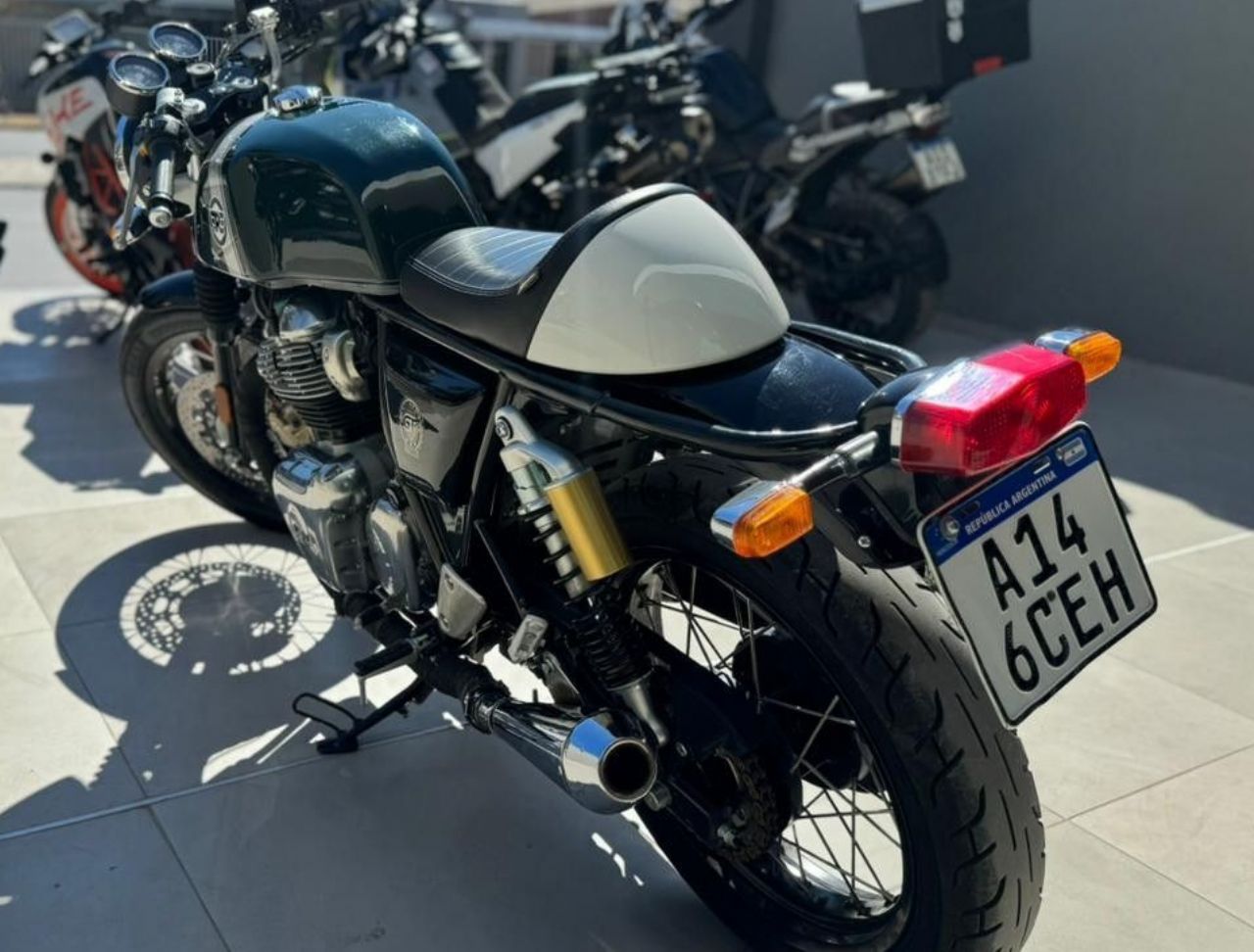 Royal Enfield Continental Usada Financiado en San Juan, deRuedas