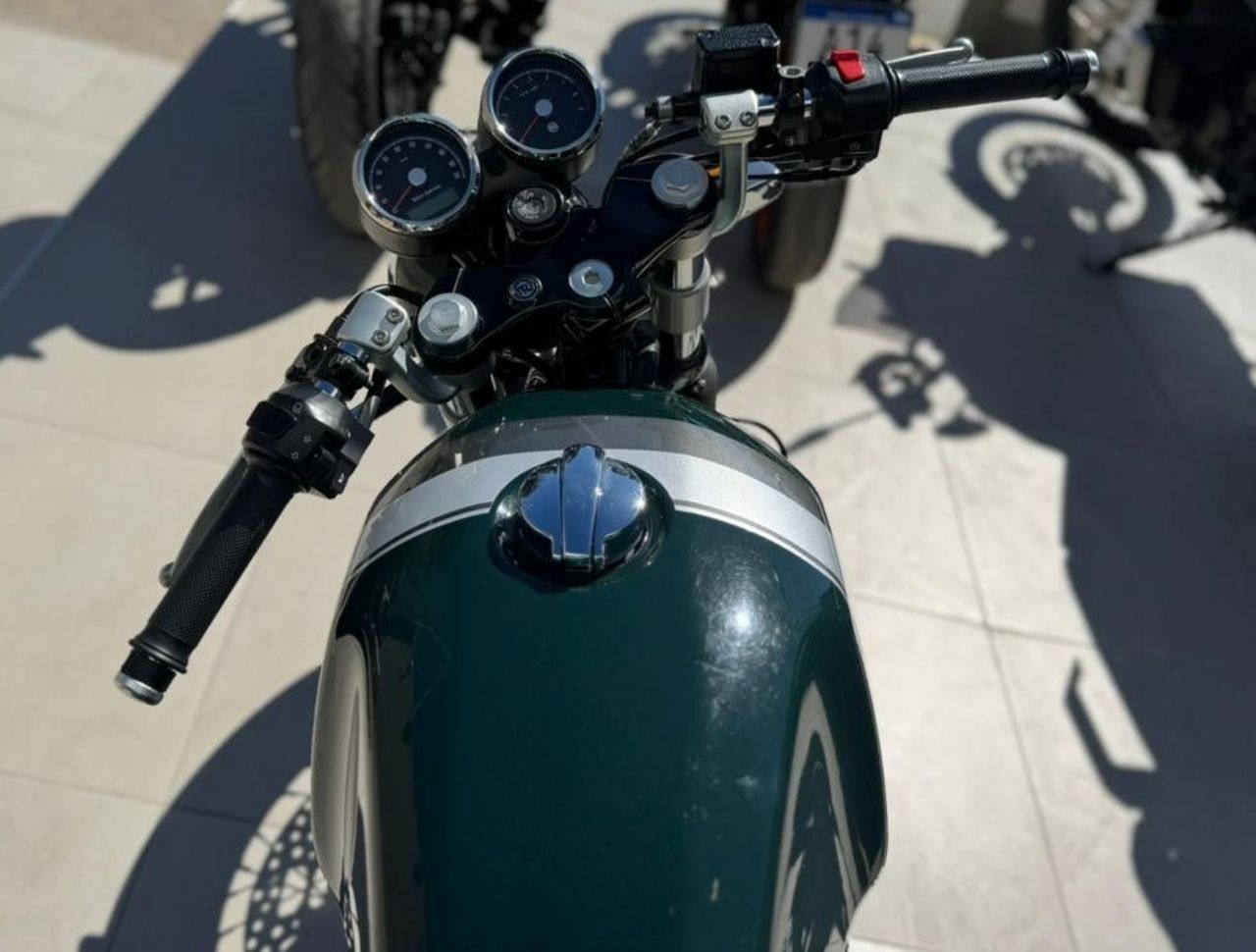 Royal Enfield Continental Usada Financiado en San Juan, deRuedas