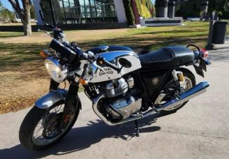 Royal Enfield Continental Usada en San Juan