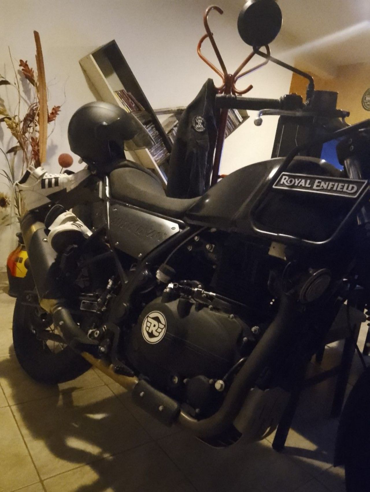 Royal Enfield Himalayan Usada en Córdoba, deRuedas
