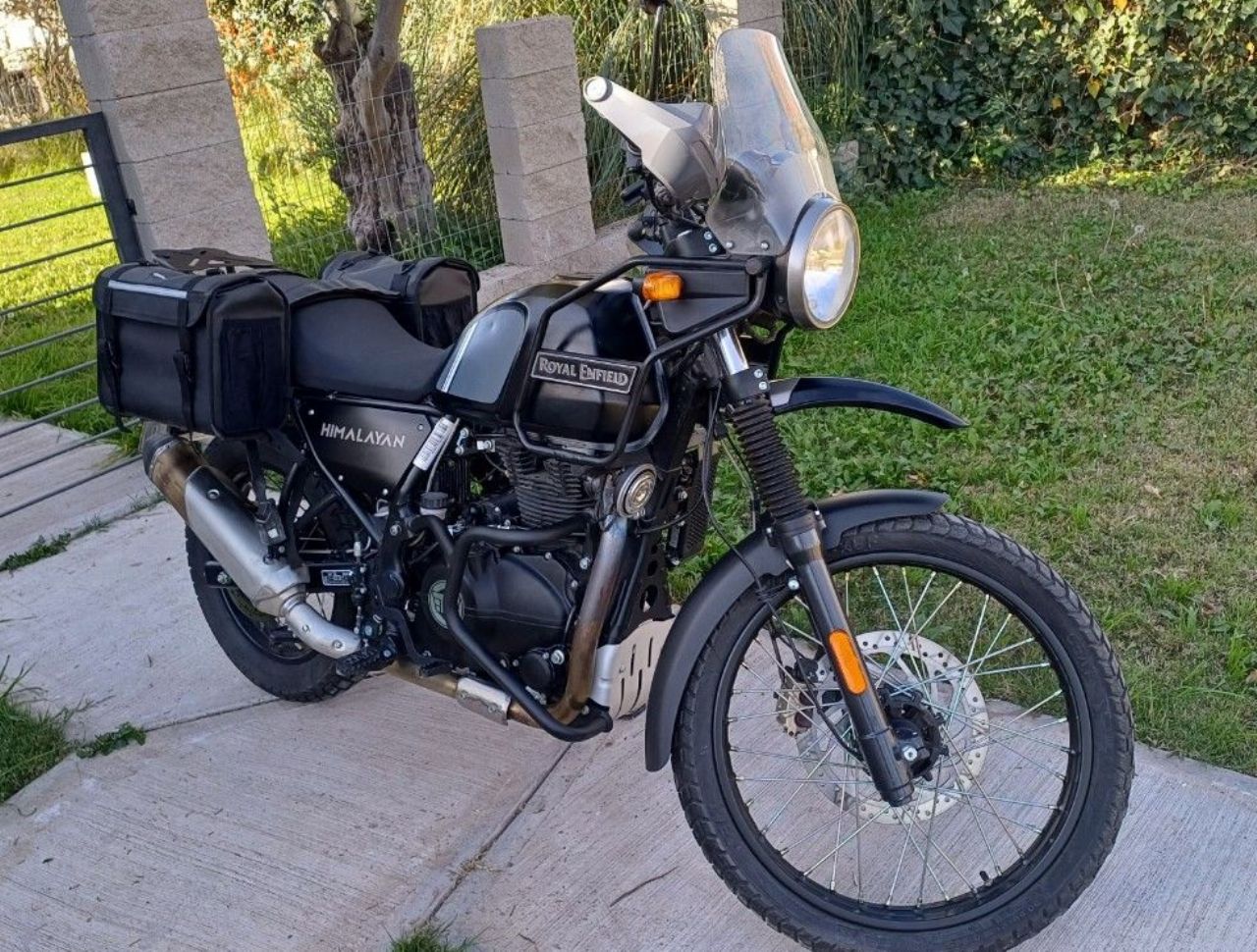 Royal Enfield Himalayan Usada en Mendoza, deRuedas