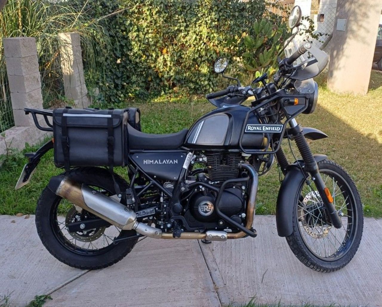 Royal Enfield Himalayan Usada en Mendoza, deRuedas