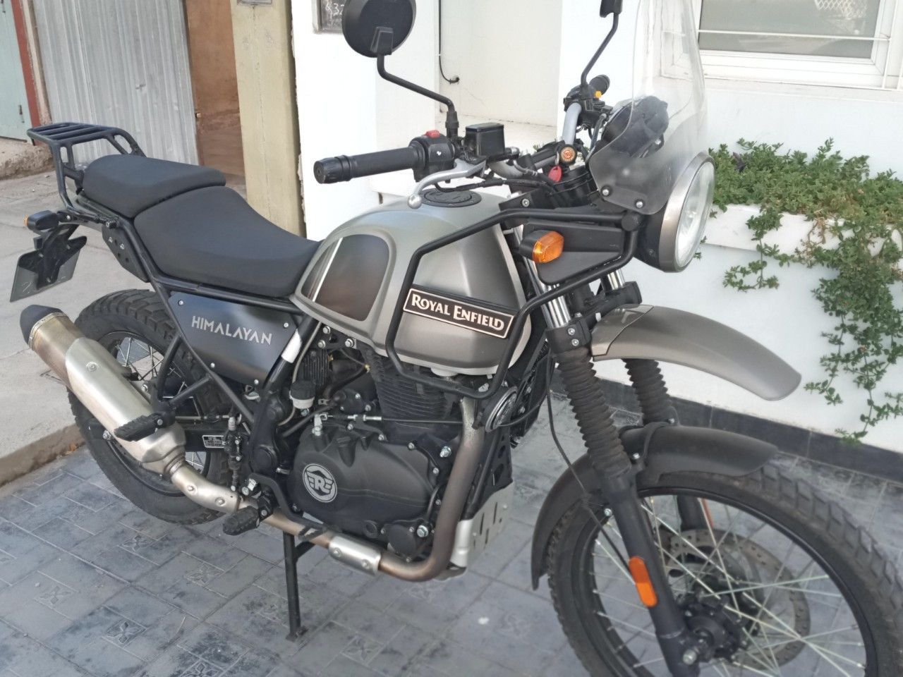 Royal Enfield Himalayan Usada en Mendoza, deRuedas