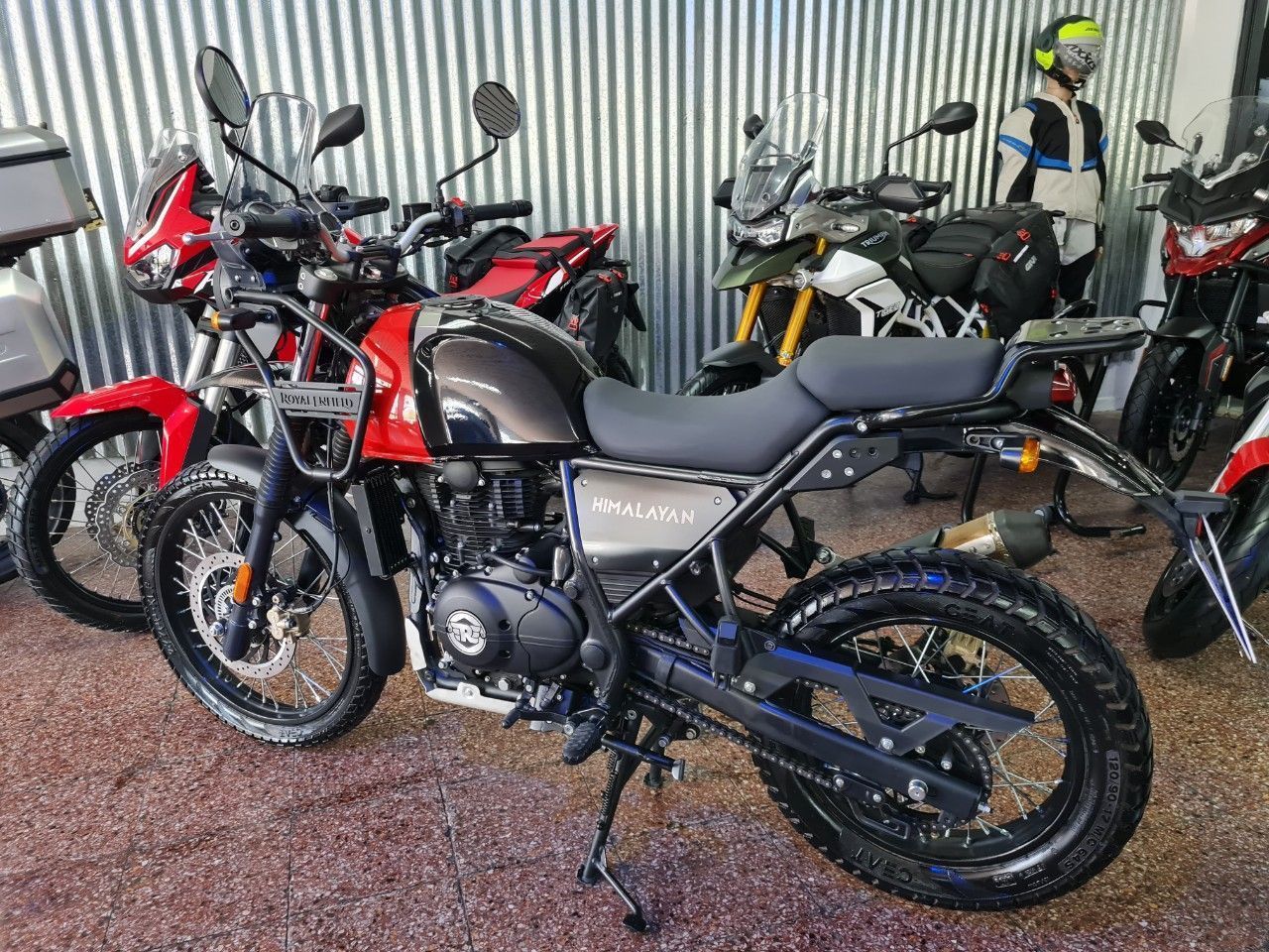 Royal Enfield Himalayan Usada en Mendoza, deRuedas