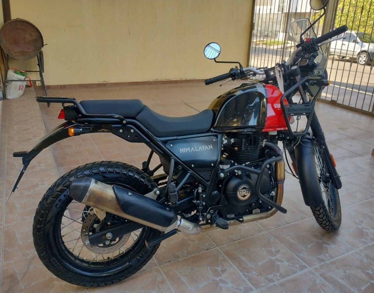 Royal Enfield Himalayan Usada en Mendoza, deRuedas