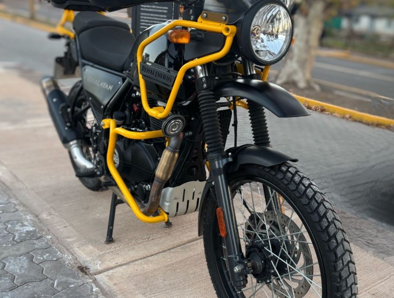 Royal Enfield Himalayan Usada en Mendoza, deRuedas
